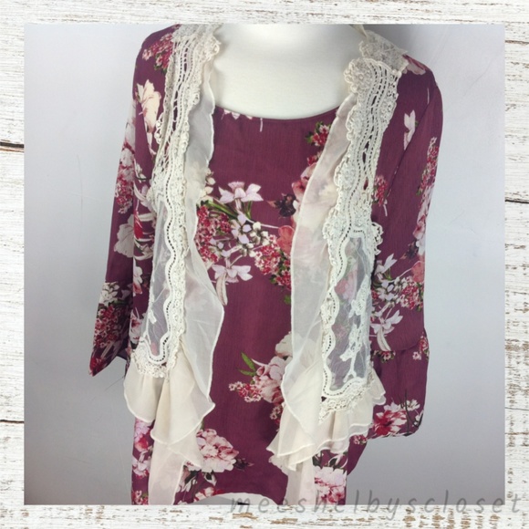 Umgee Ivory Cream Lace Ruffle Flowy Sheer Vest - Picture 3 of 8